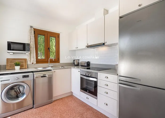 Caterina Cala En Porter (Menorca)